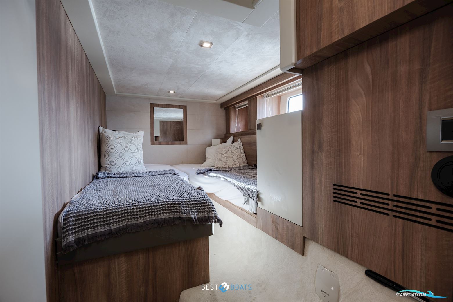 Cranchi Eco Trawler 43 Long Distance
