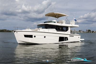 Cranchi Eco Trawler 43 Long Distance Motorboot 2017, mit Volvo Penta D6-330 IPS450 motor, Niederlande