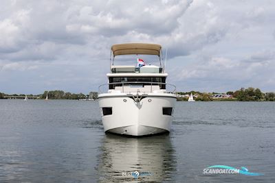Cranchi Eco Trawler 43 Long Distance Motorboot 2017, mit Volvo Penta D6-330 IPS450 motor, Niederlande