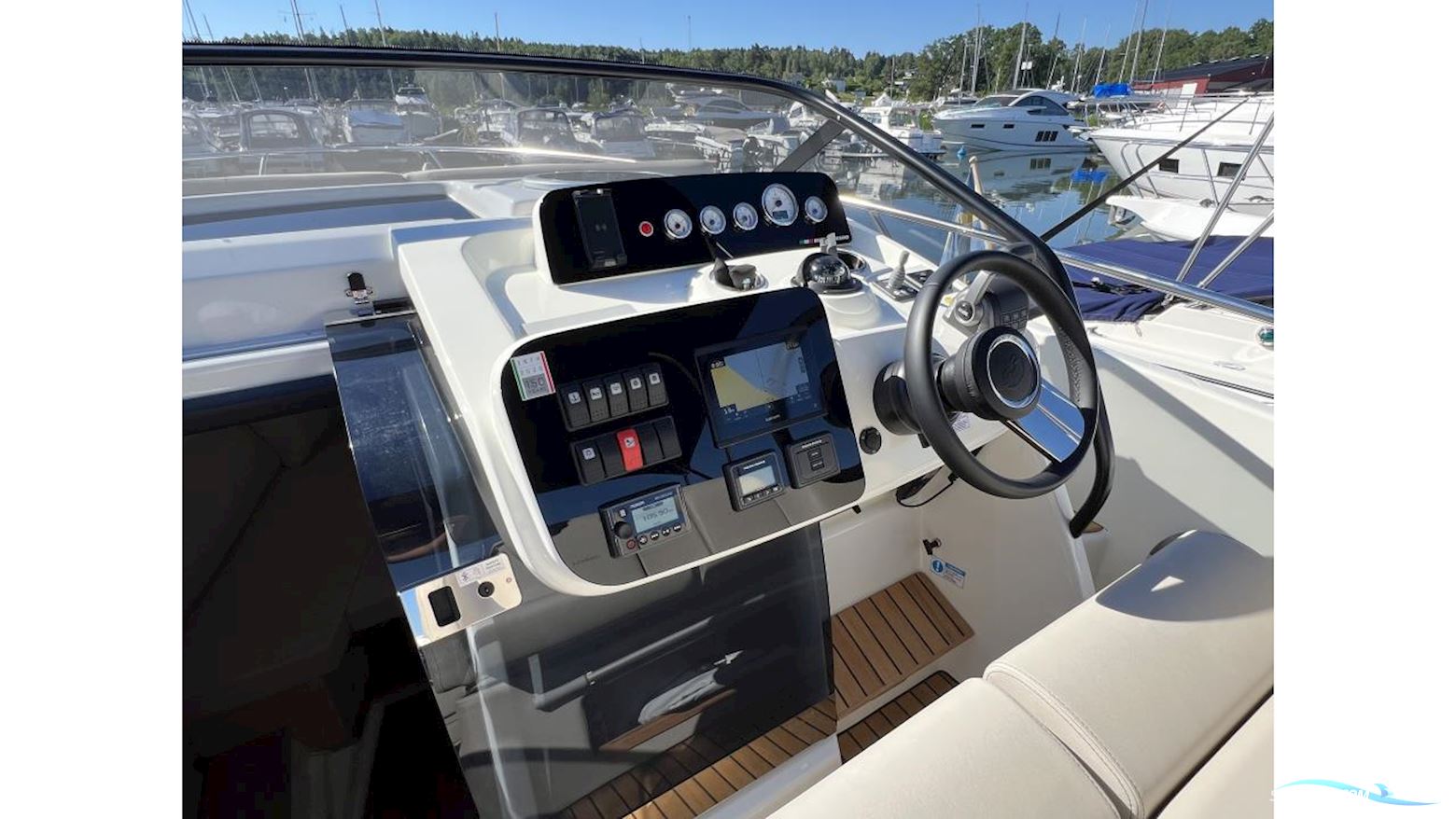 Cranchi Endurance 30