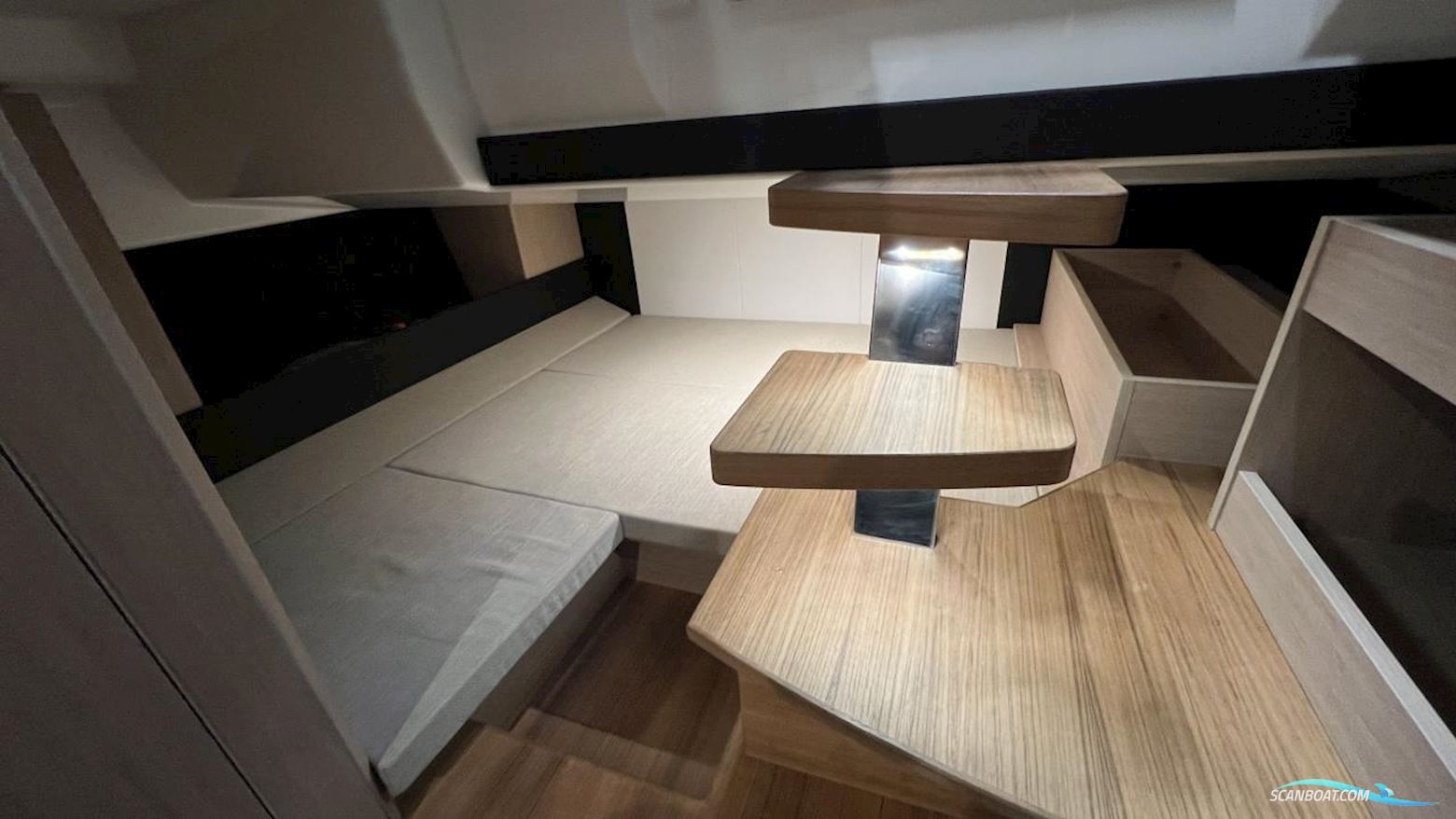 Cranchi Endurance 30