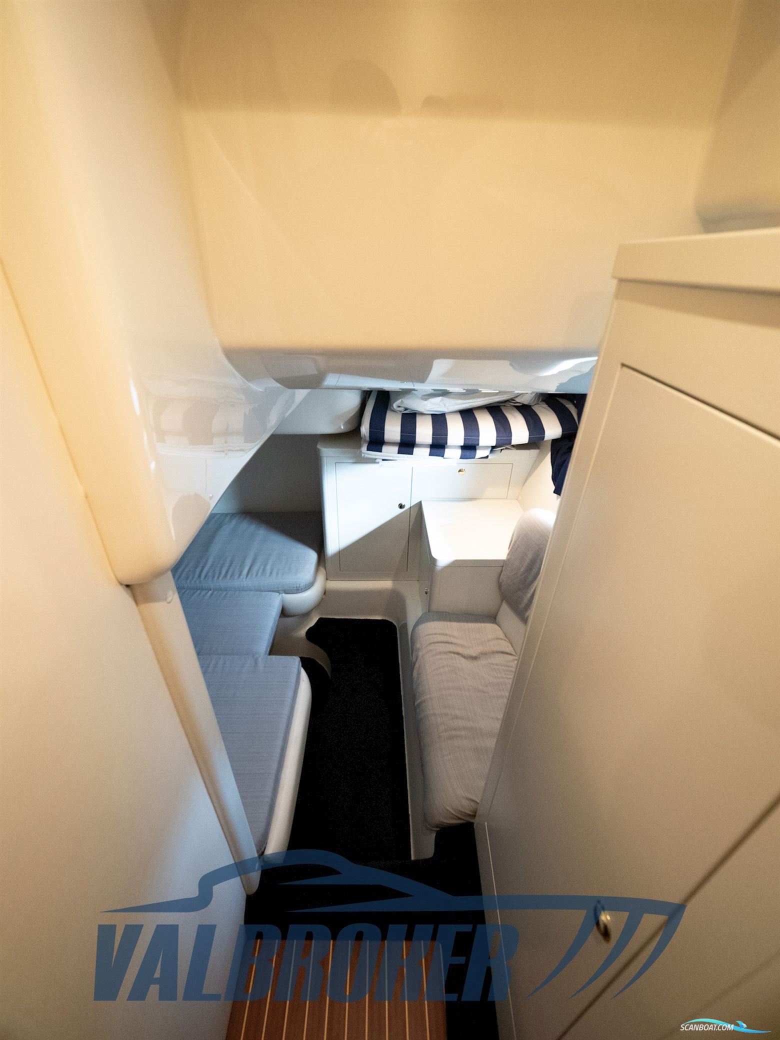 Cranchi Endurance 39