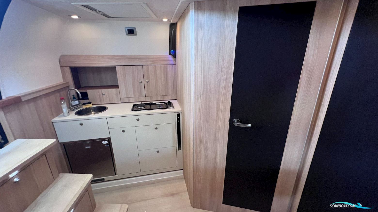 Cranchi M 38 HT - 2013 - DIESEL