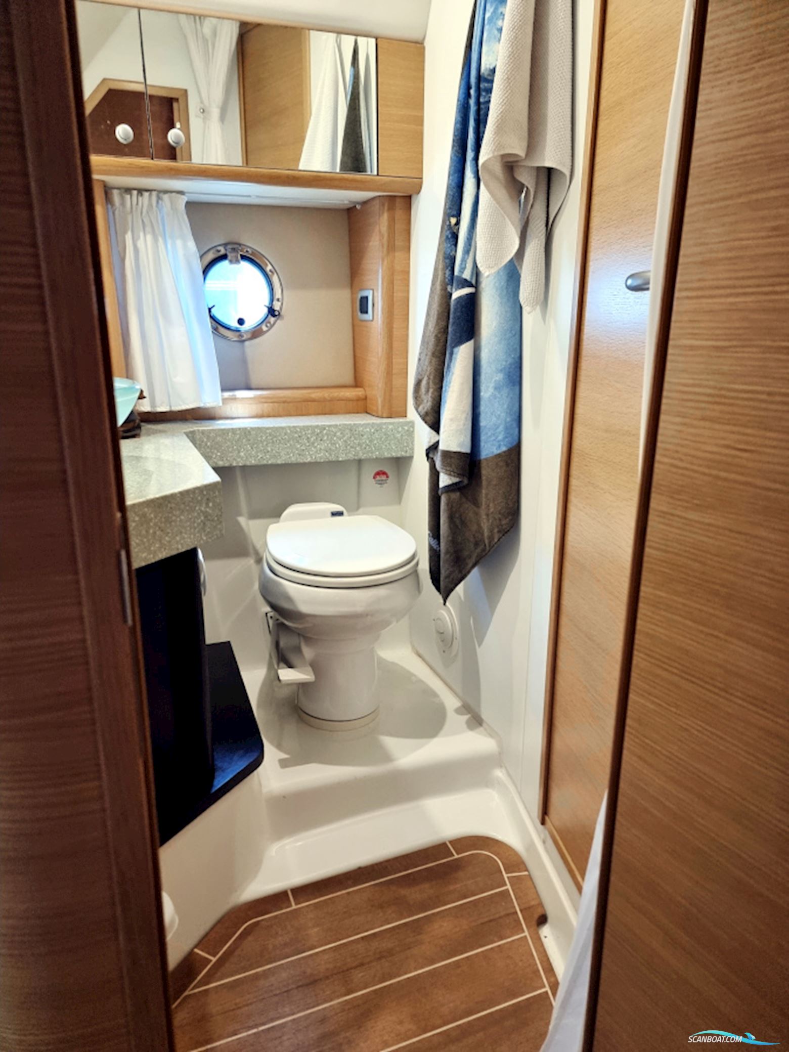 Cranchi Mediterranee 43 HT Volvo Penta IPS-600