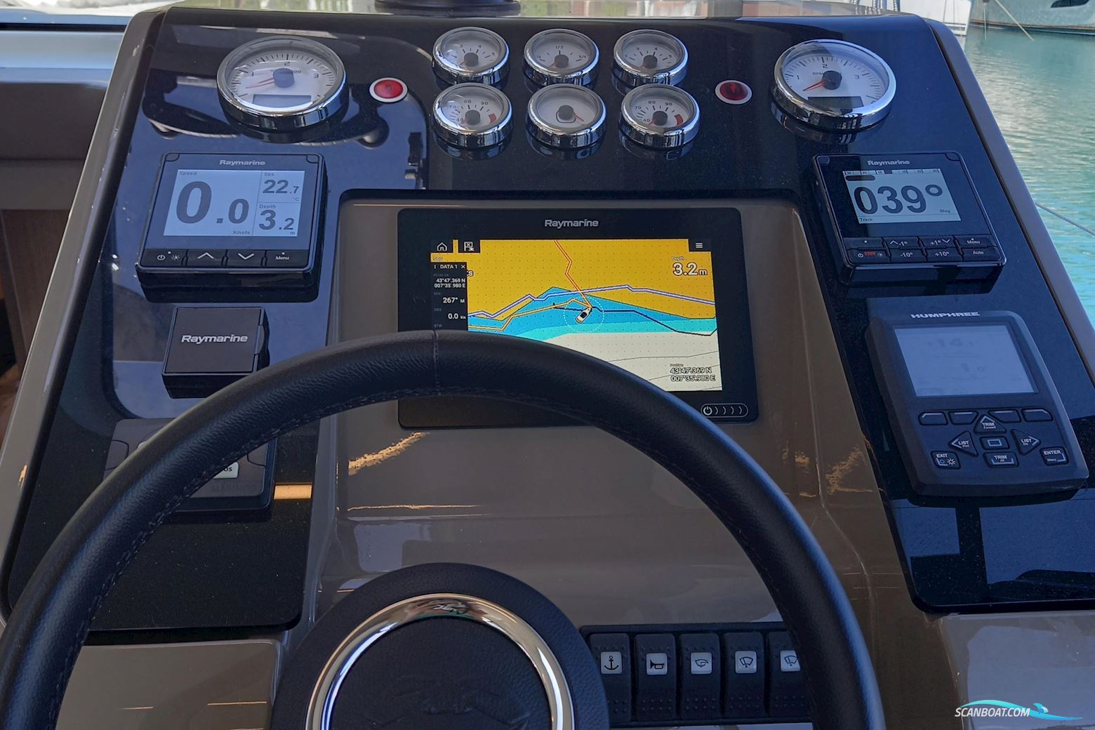 Cranchi T36 Crossover