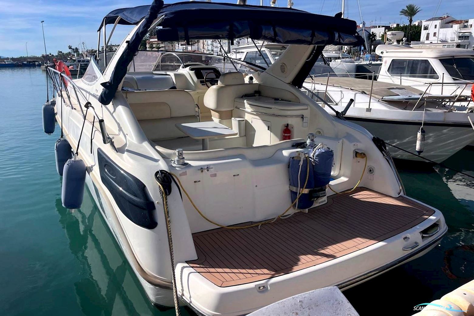 Cranchi Zaffiro 34 Motorboot 2002, mit Volvo Penta Kad43P DP-E motor, Spanien