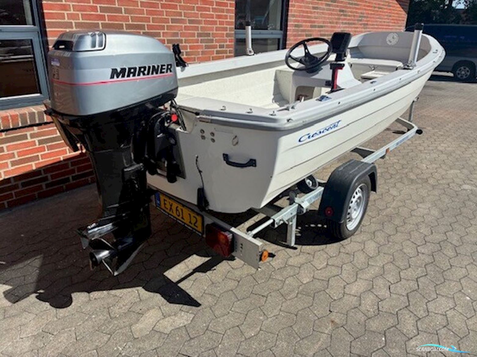Crescent 434 m/Pult og Mariner 30 hk 2-Takt og Variant Trailer