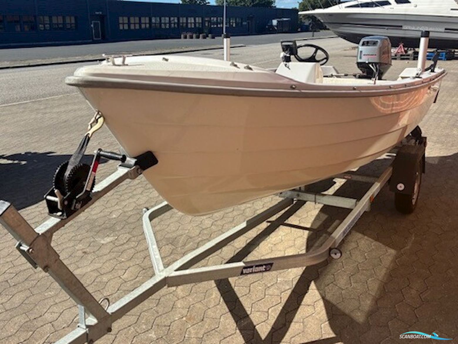Crescent 434 m/Pult og Mariner 30 hk 2-Takt og Variant Trailer