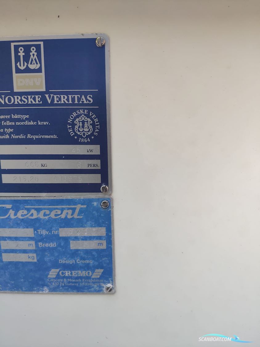 Crescent 535 Classic