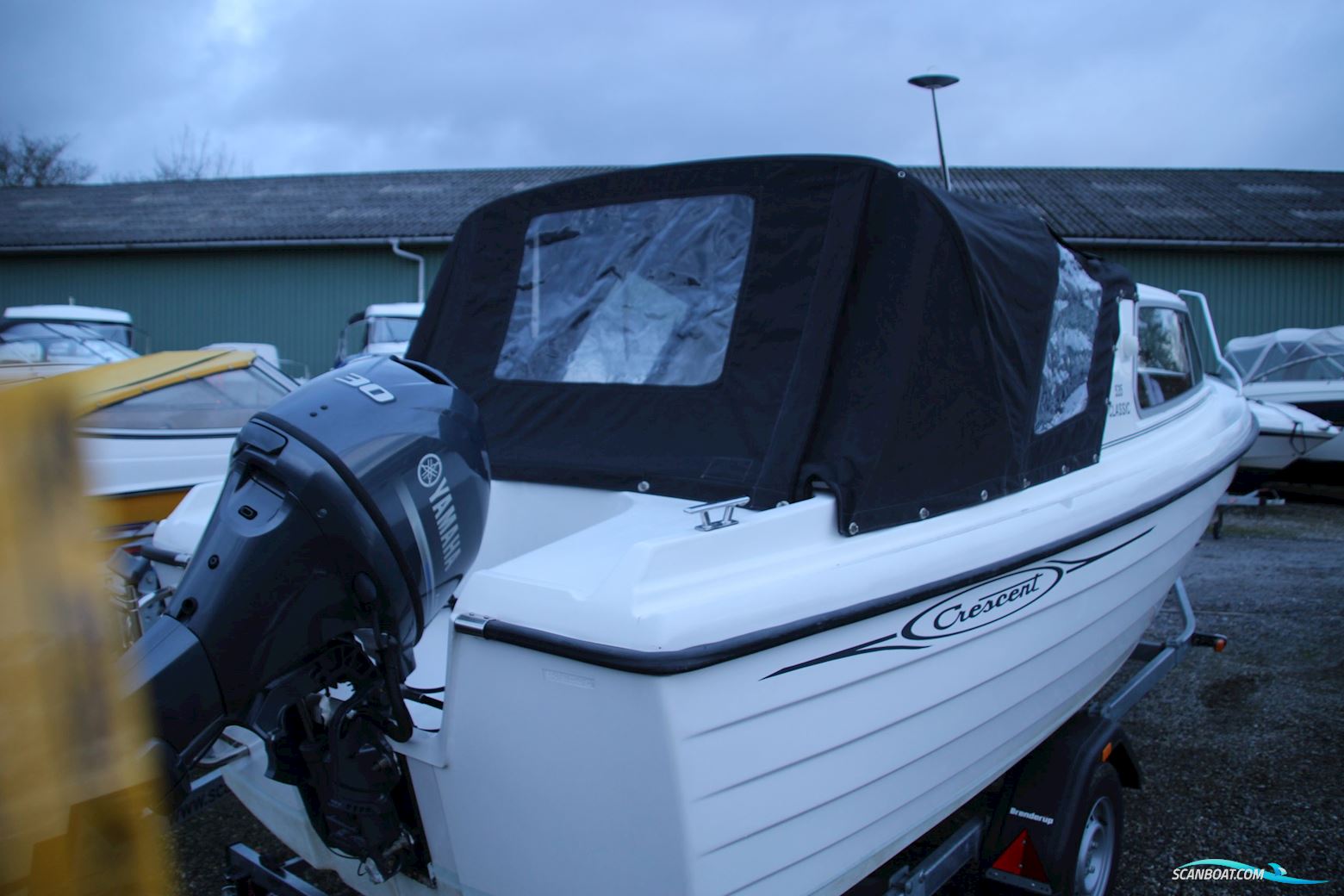 Crescent 535 Classic