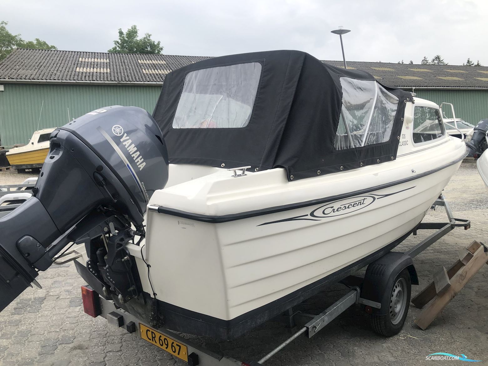 Crescent 535 Classic