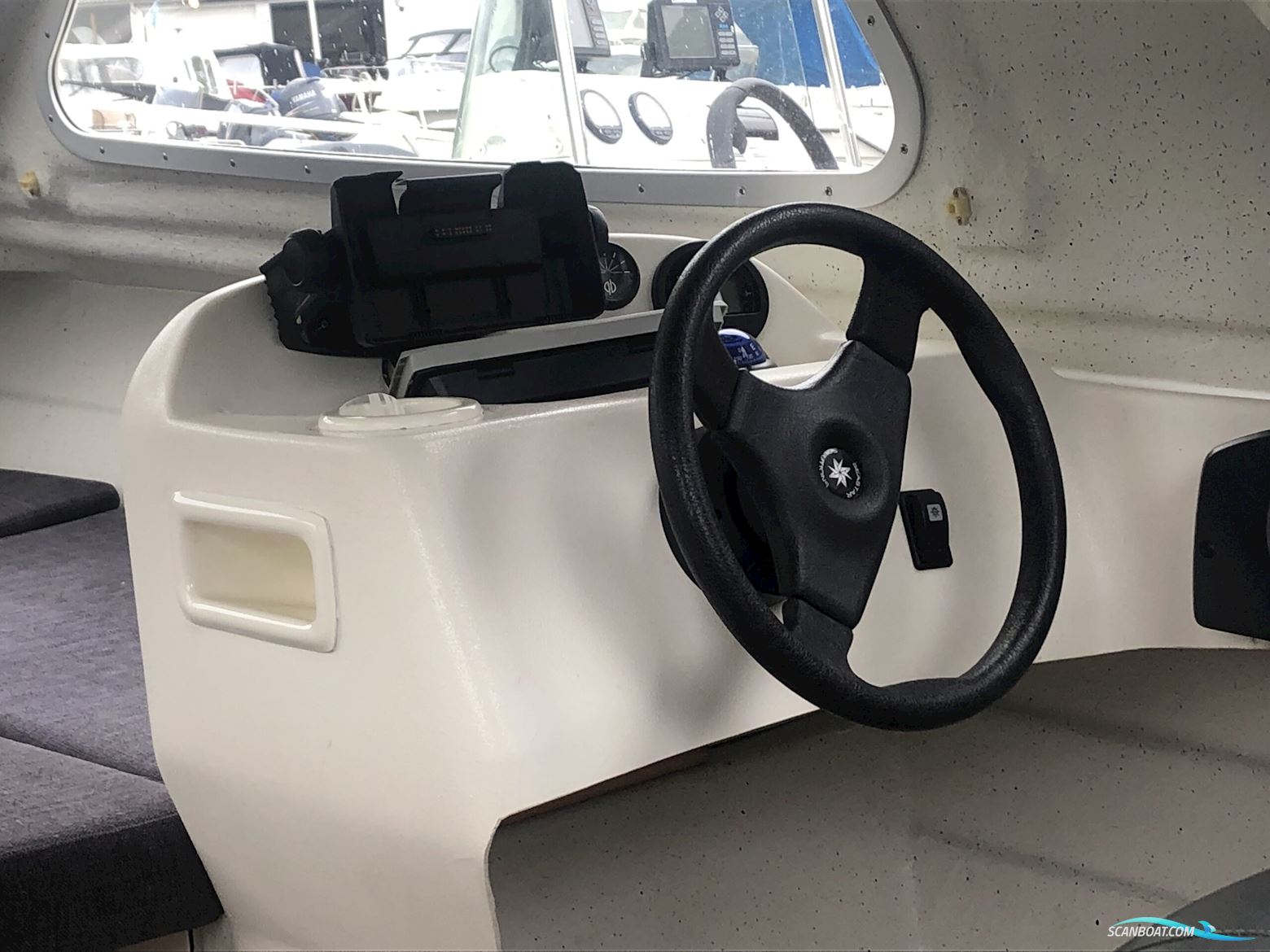 Crescent 535 Classic