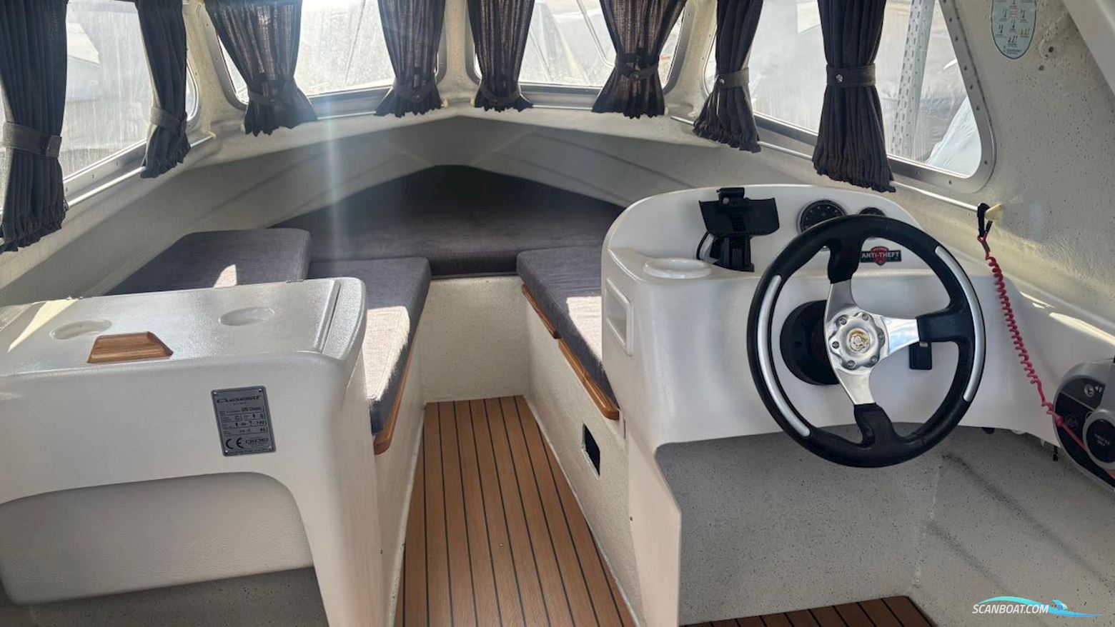 Crescent 535 HT Classic