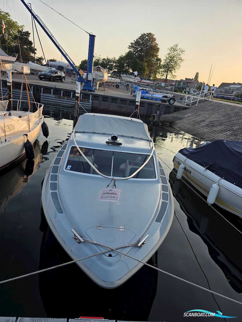 Crescent 590 Crown Motorboot 1995, mit Susuki motor, Deutschland