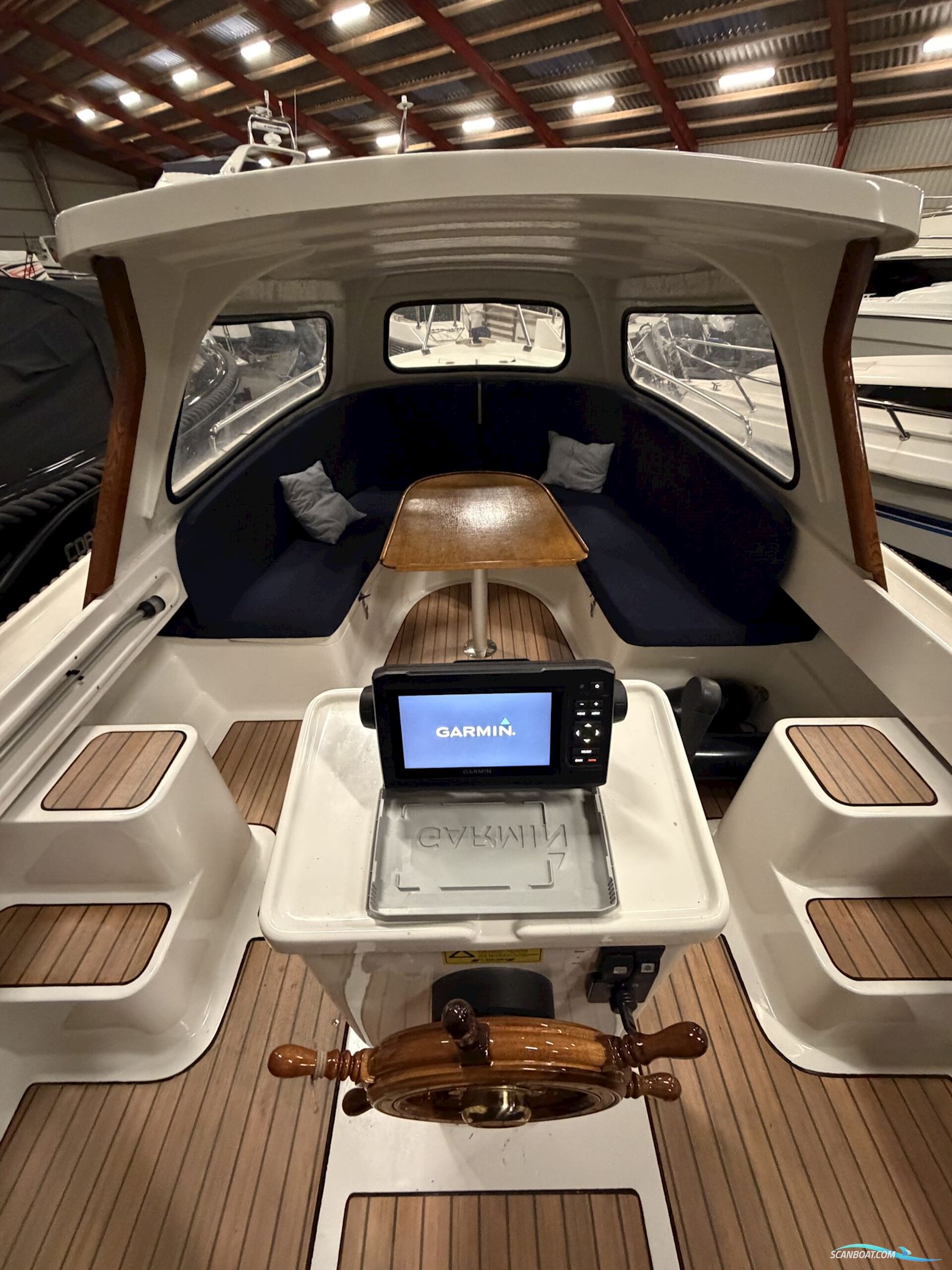 Crescent Allure 21 HT