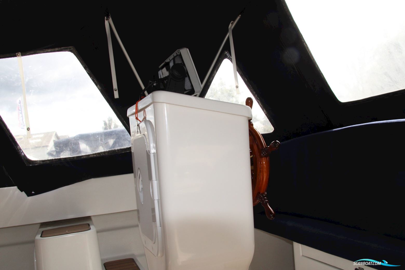 Crescent Allure 21 HT