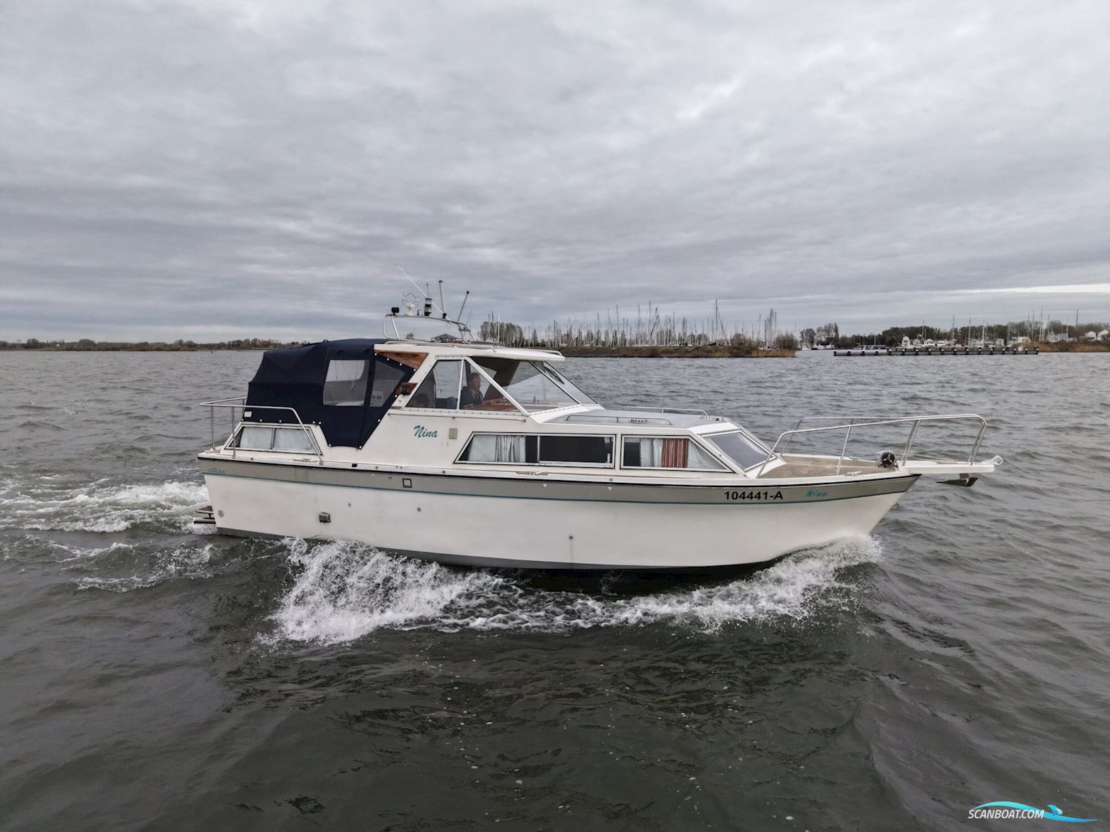 Crestar 1000 OK/AK Motorboot 1993, mit Solé motor, Niederlande