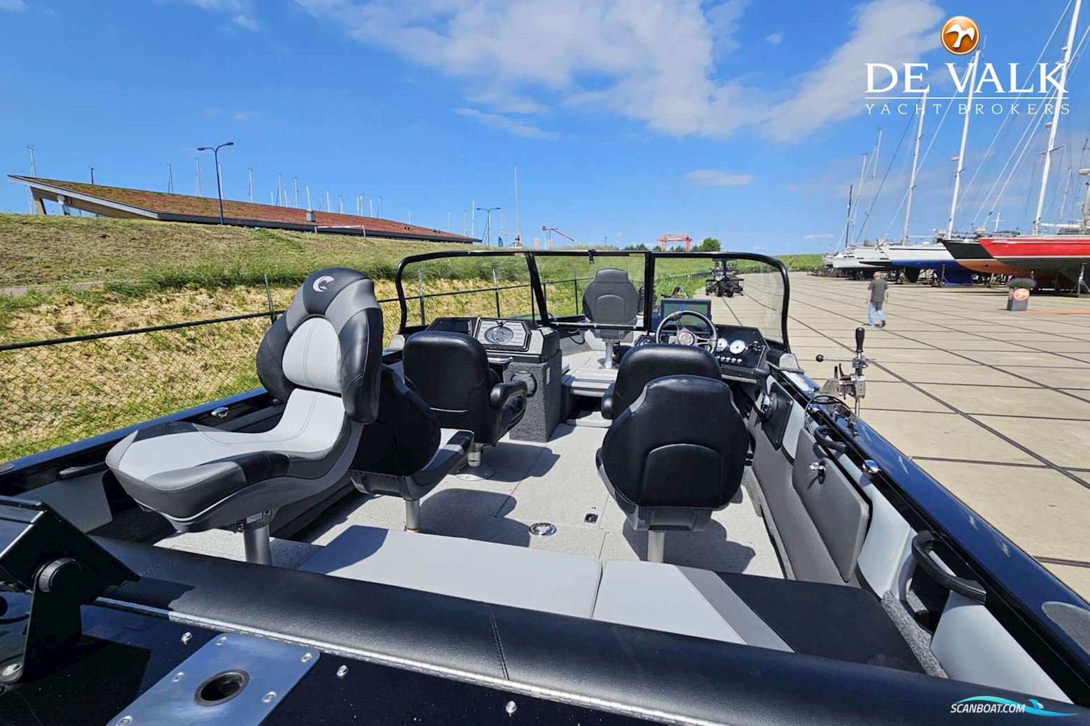 Crestliner Sportfish 2050