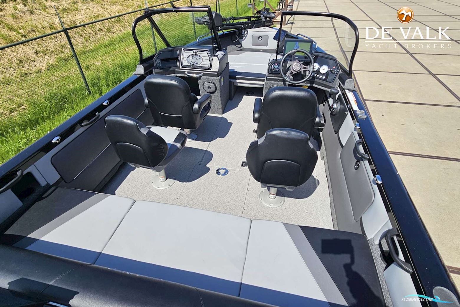 Crestliner Sportfish 2050