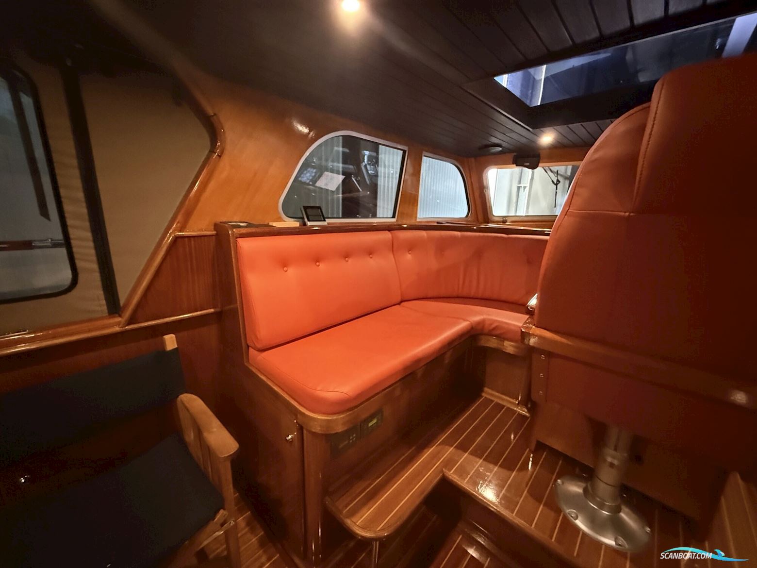 Crown Cruiser 12.85 OK Spiegeldeur