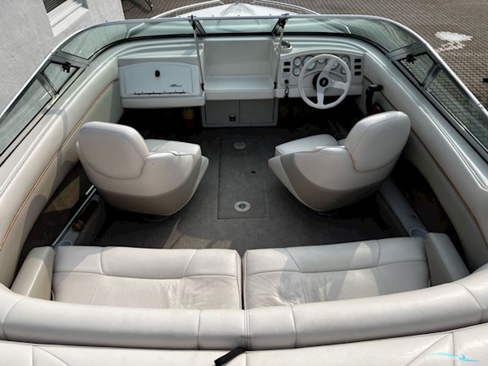 Crownline 182 CD, Mercruiser 3.0 135 HK...Solgt