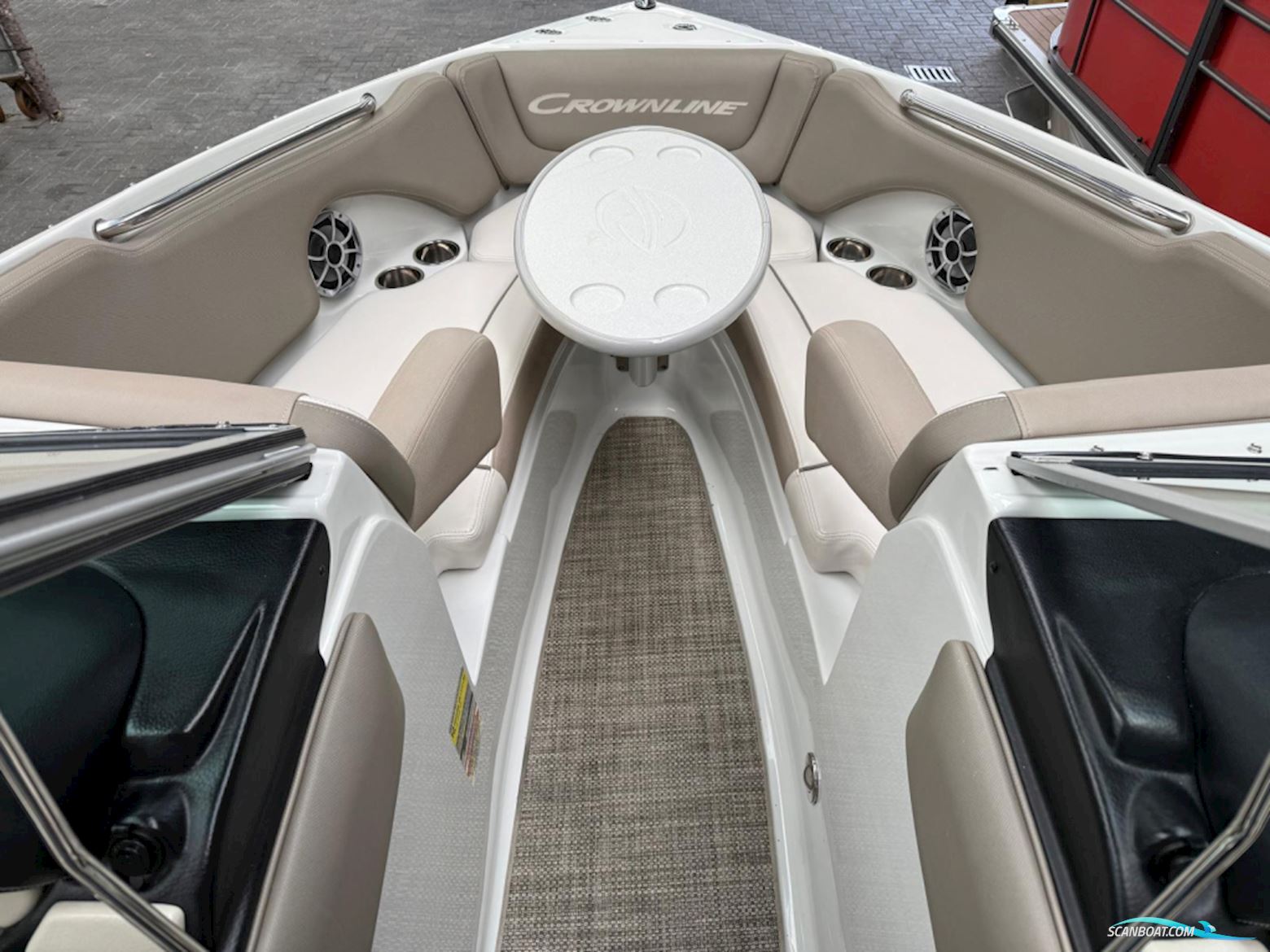 Crownline 225 SS