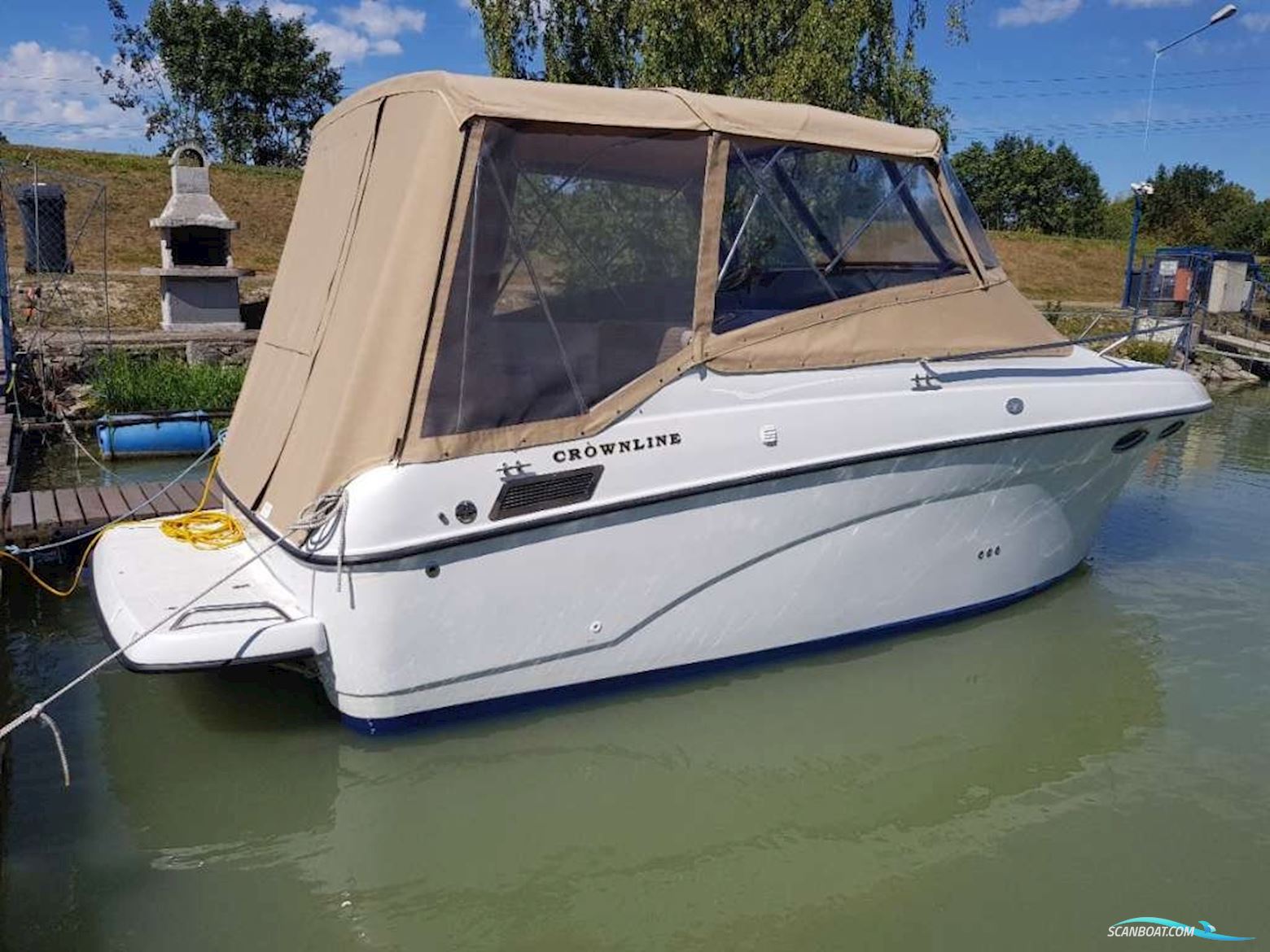 Crownline 242 CR
