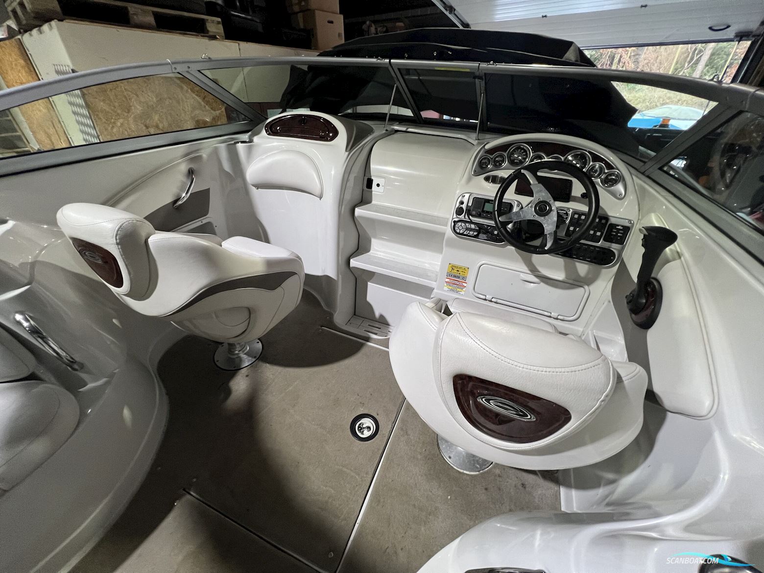 Crownline 255 CCR