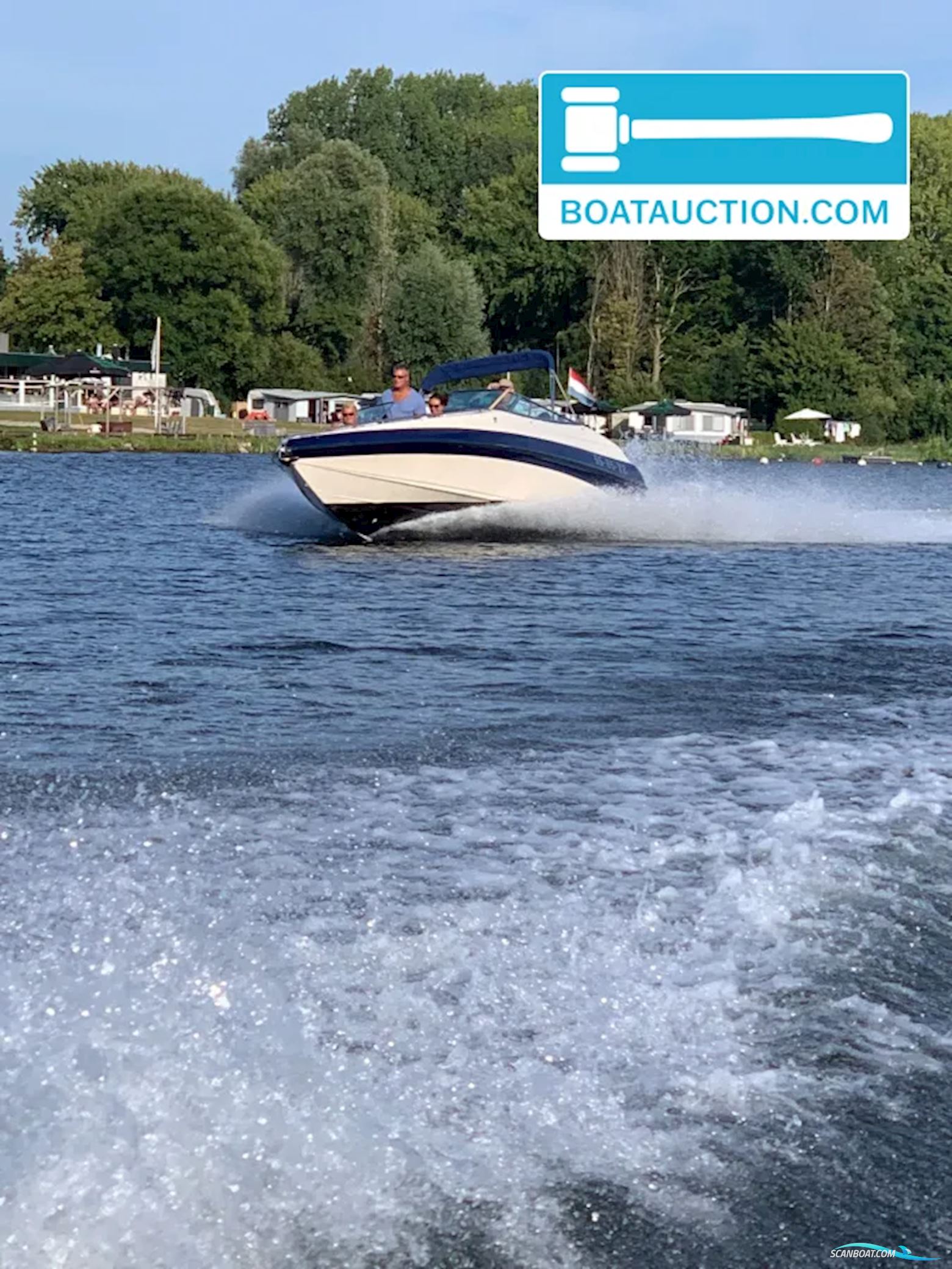 Crownline 266 BR