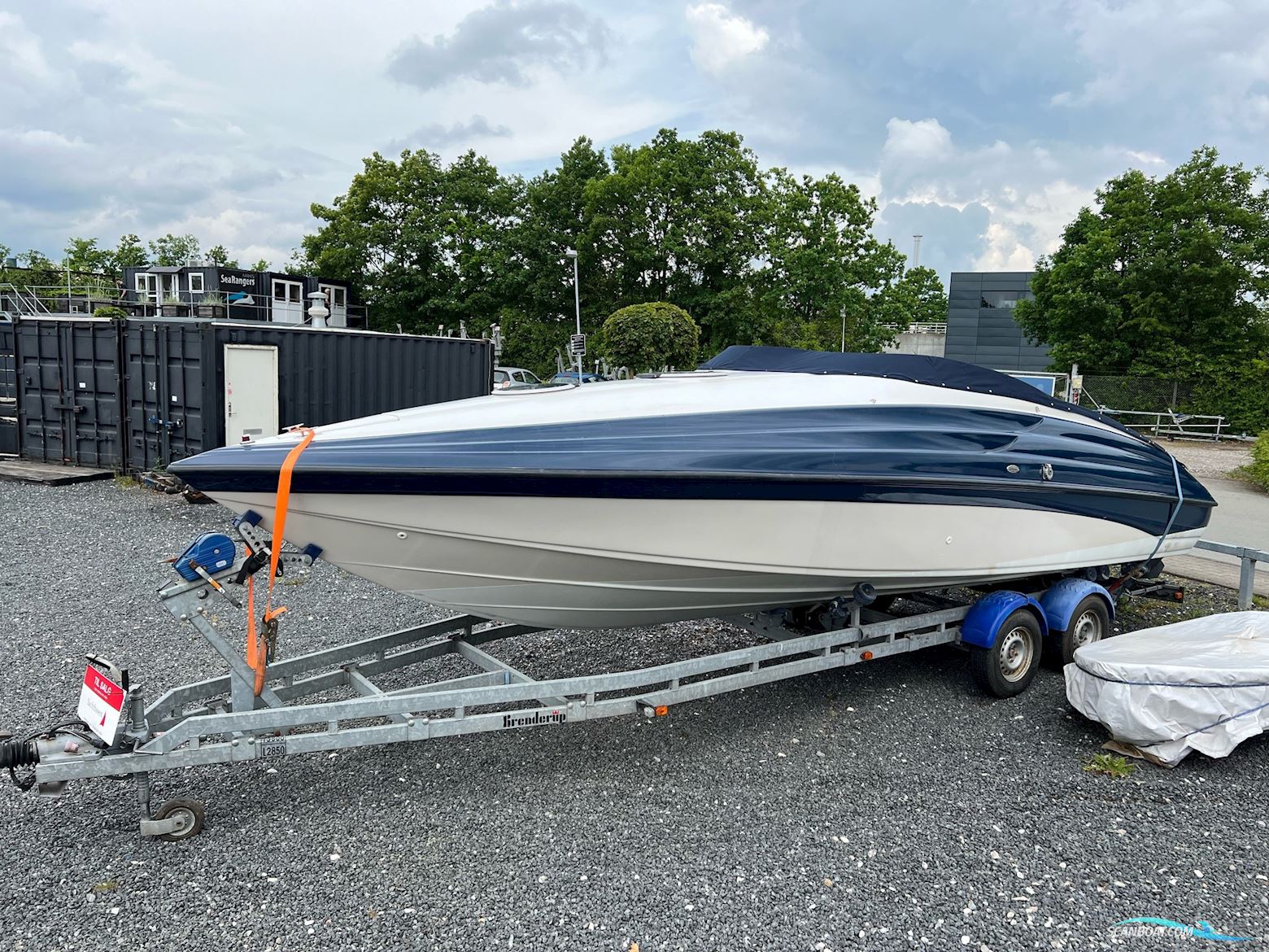 Crownline 266 LTD Motorboot 1997, mit 2 x Mercruiser Magnum
 motor, Dänemark