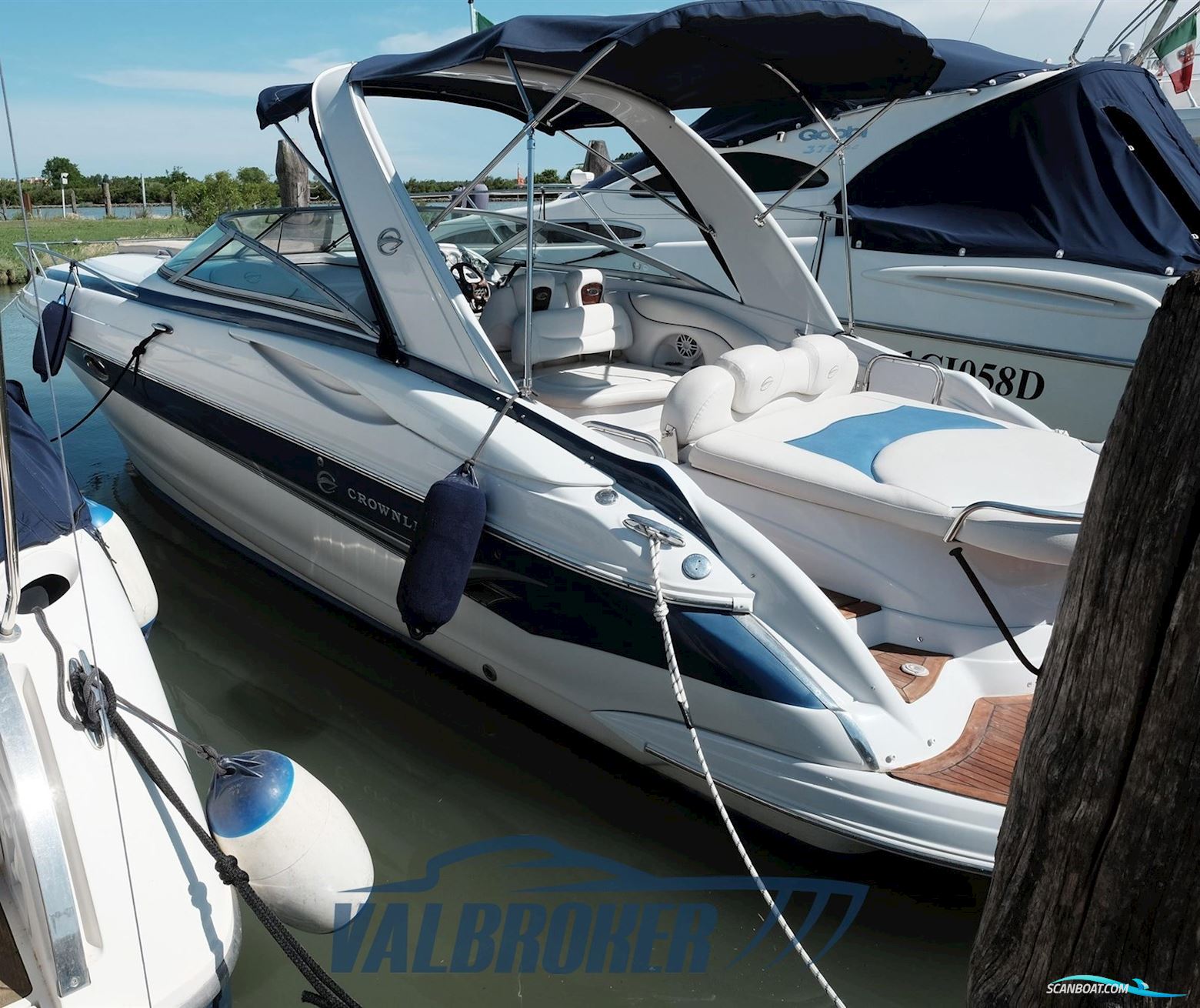 Crownline 315 Scr