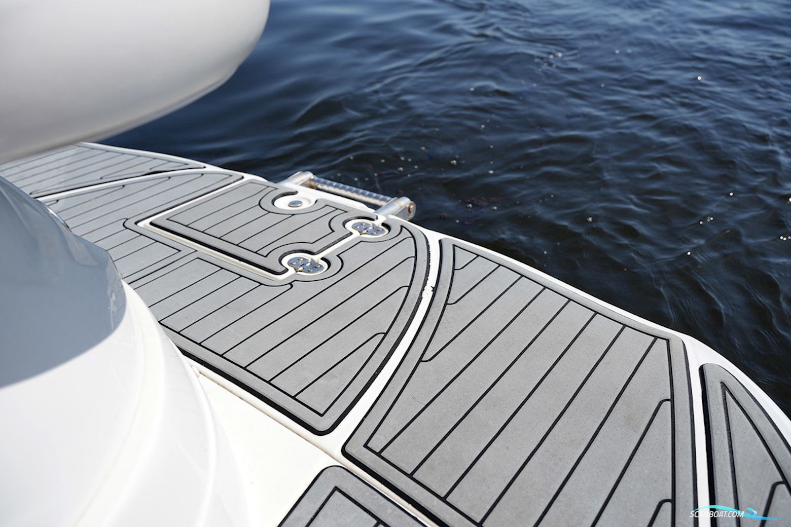 Crownline 315 Scr