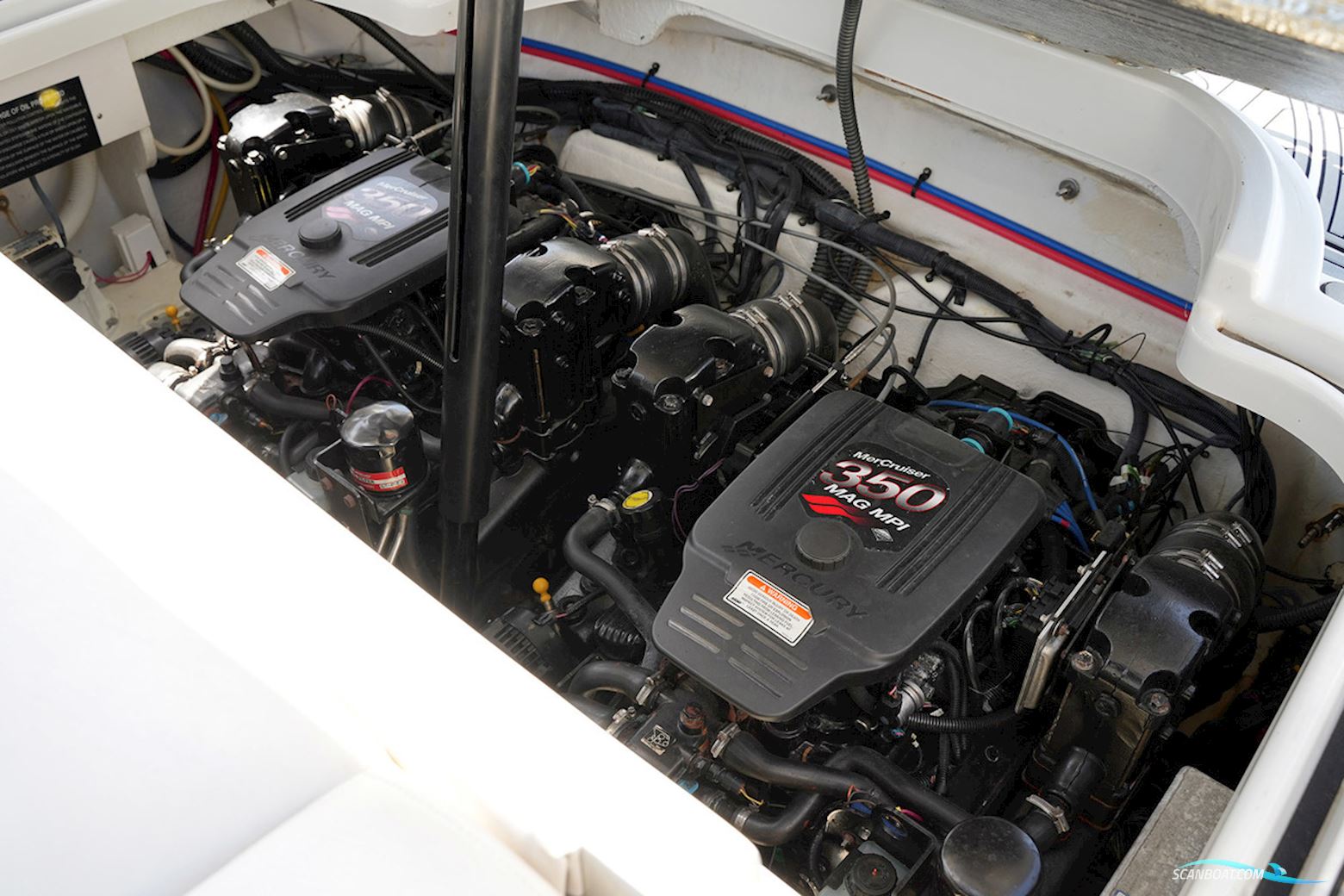Crownline 315 Scr
