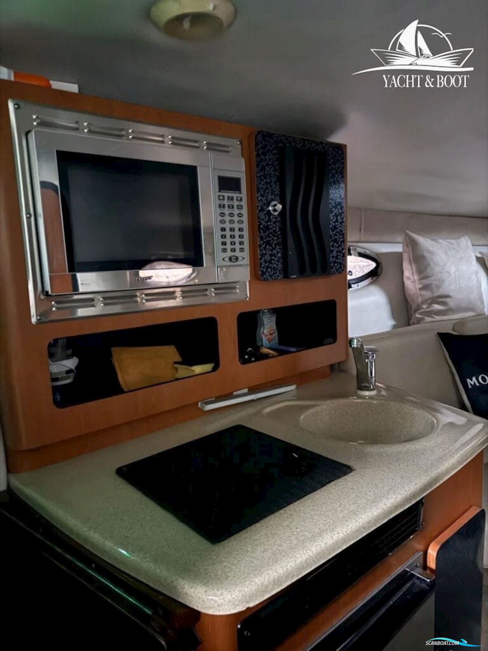 Crownline boats CR 250