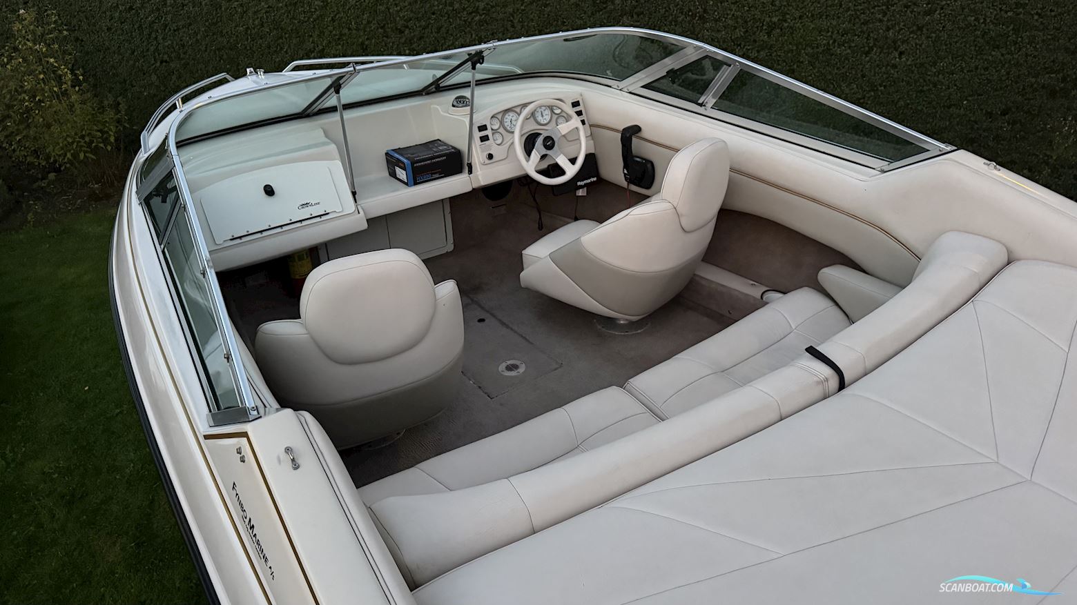Crownline