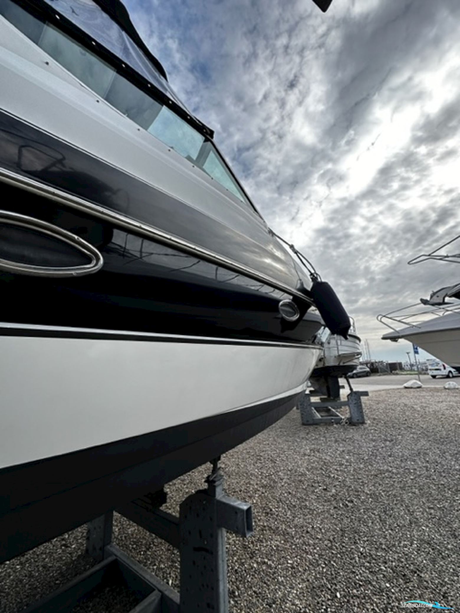 Cruiser Yacht 300 CXI