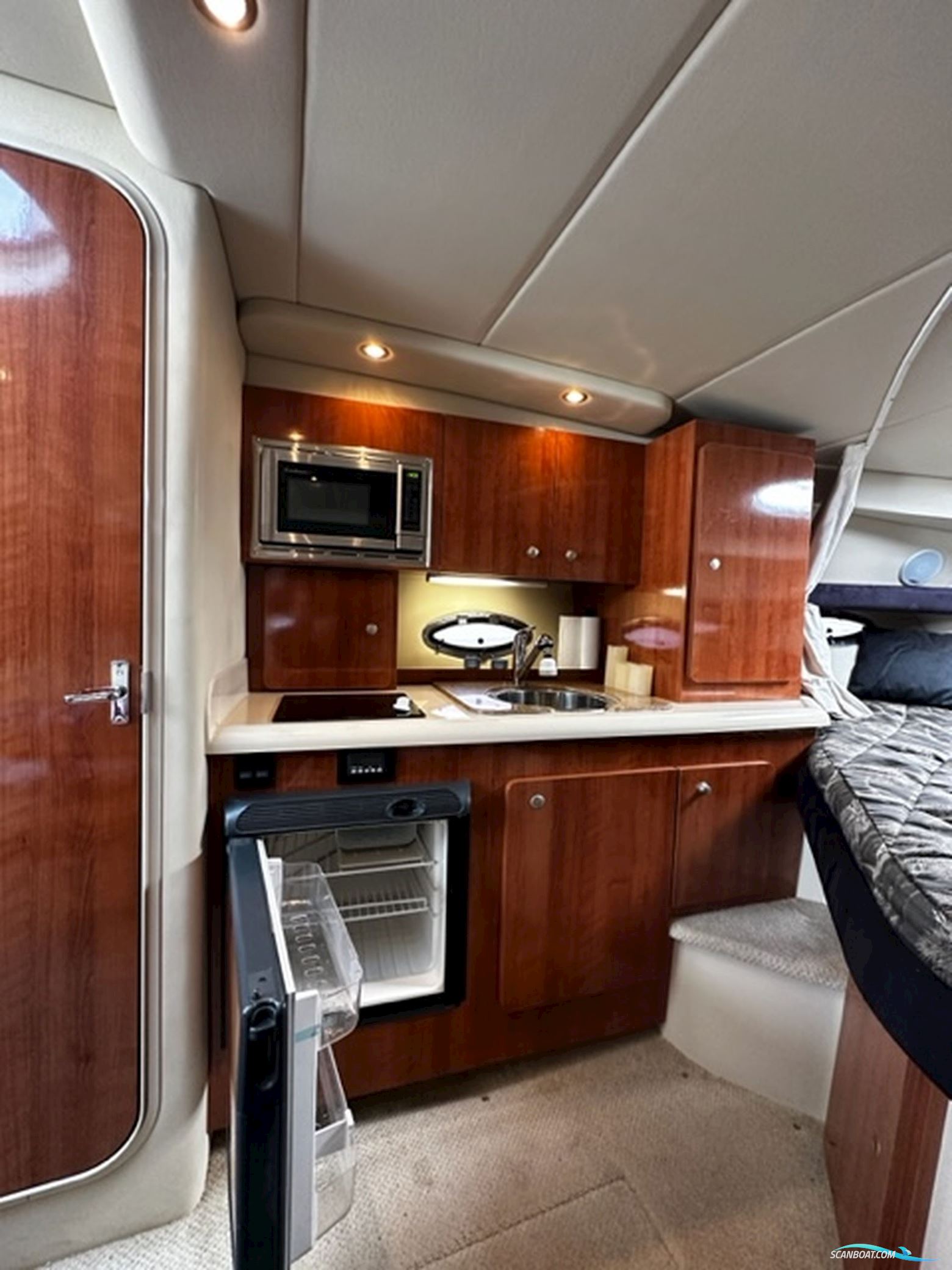 Cruiser Yacht 300 CXI