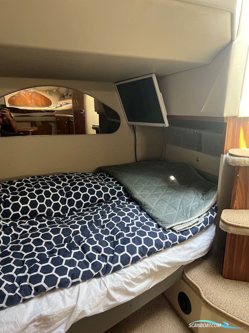 Cruisers Yacht Rouge 3075