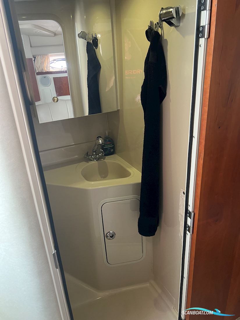 Cruisers Yacht Rouge 3075