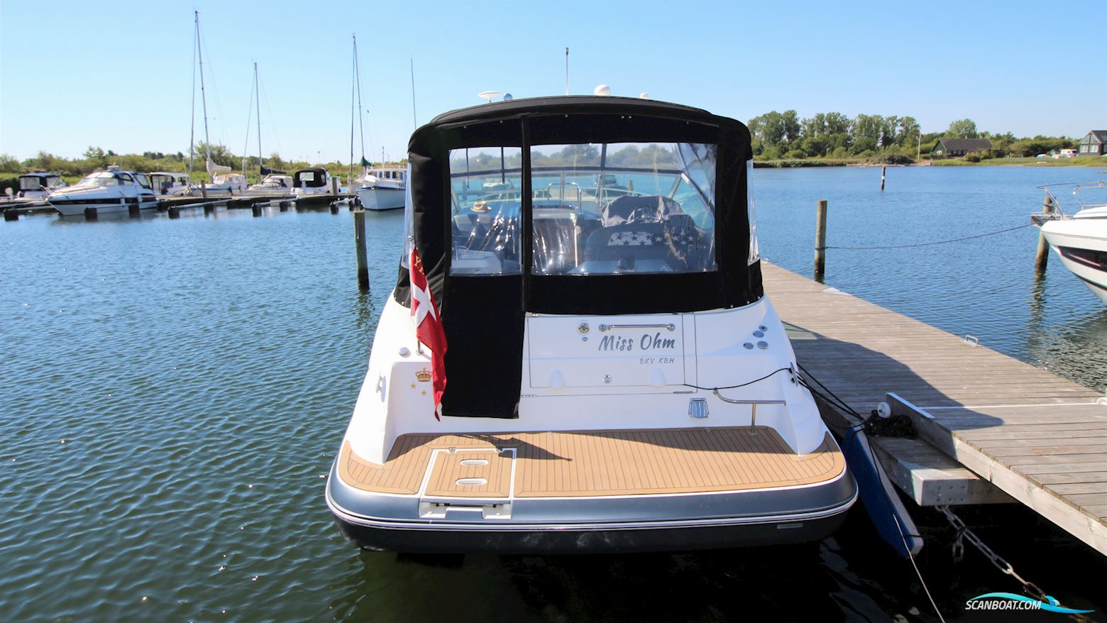 Cruisers Yachts 330 Express