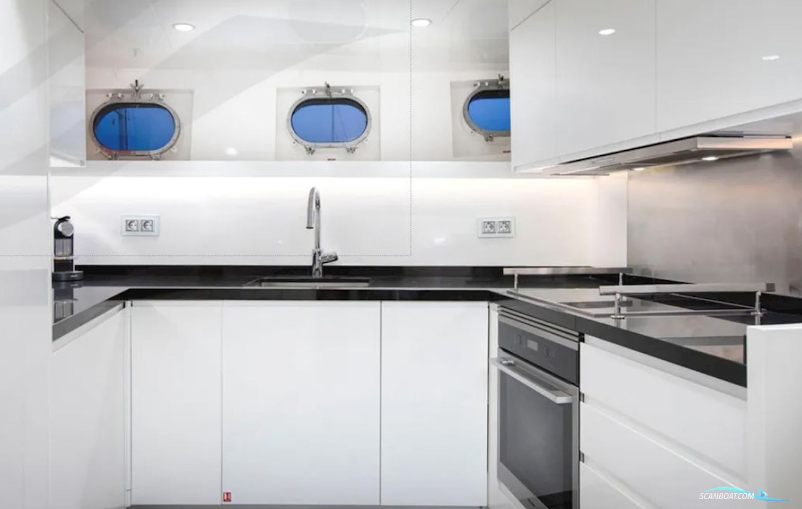 Custom 33M