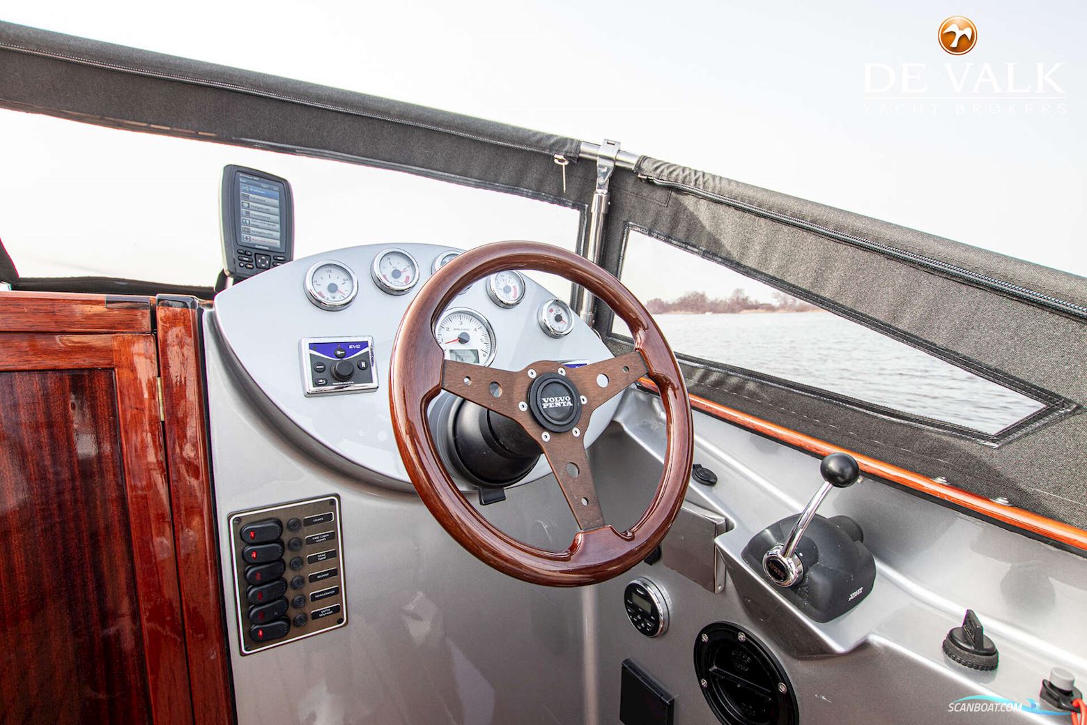 CUSTOM Aluminium Cruiser