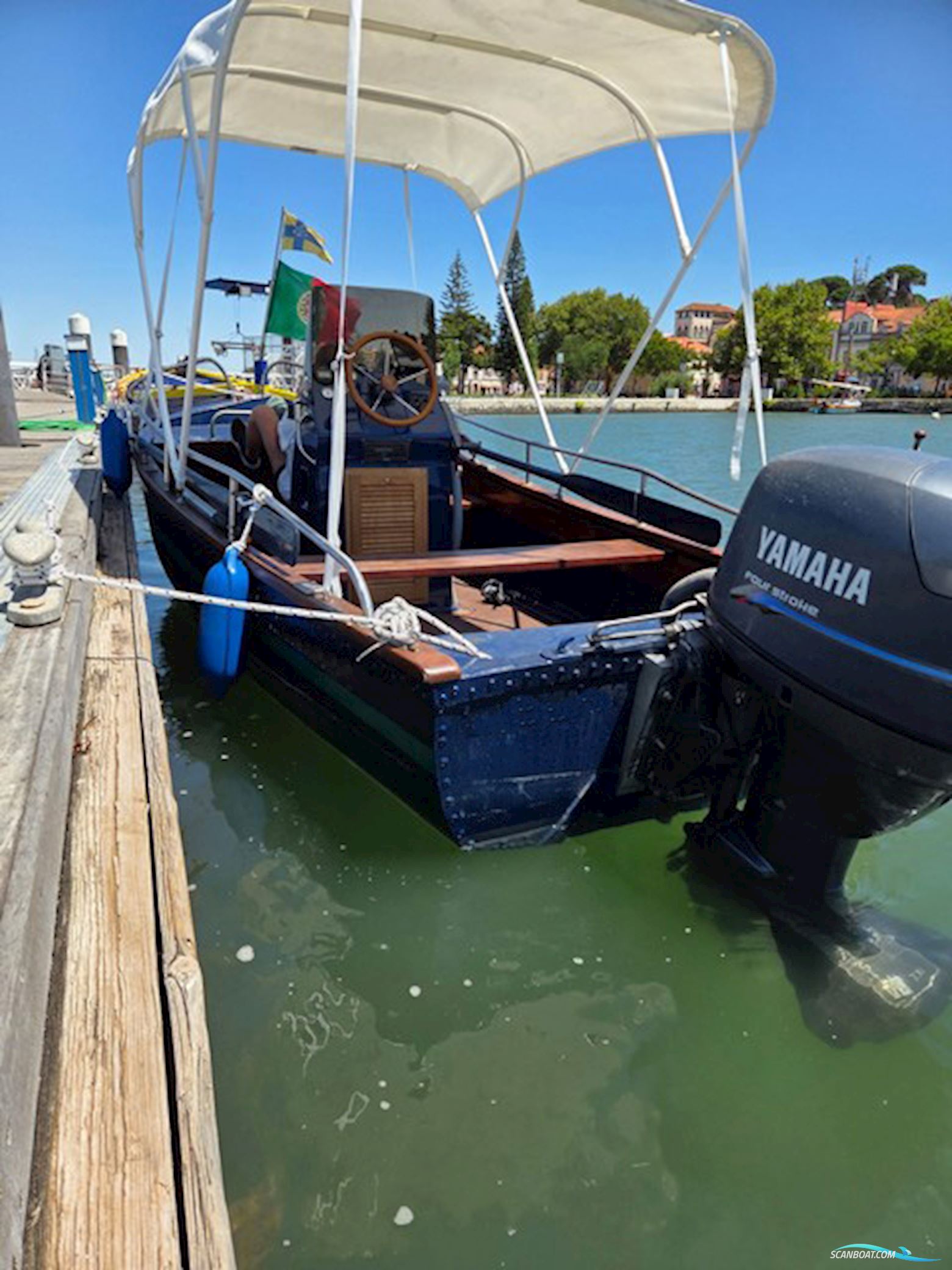 Custom boat