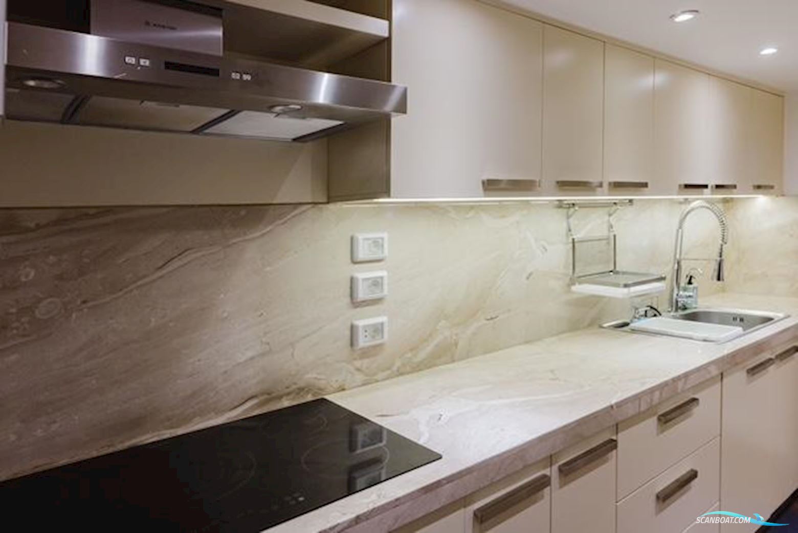 Custom Built Canyon 90