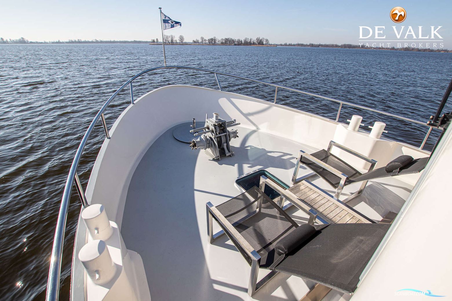 Custom Built Live Aboard 1800