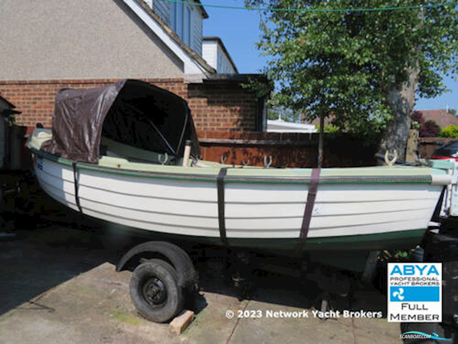 Custom Built Robert Ives Fishing Fifteen Motorboot 1980, mit Mercury motor, England