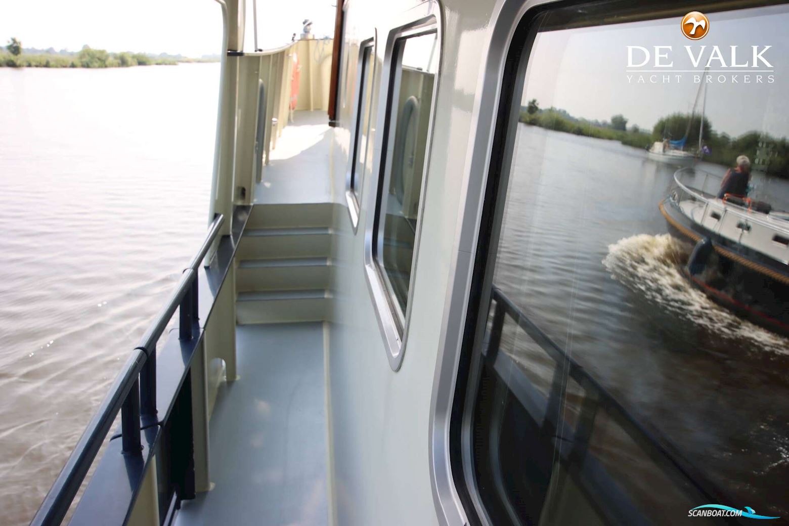 CUSTOM Explorer Trawler 1800