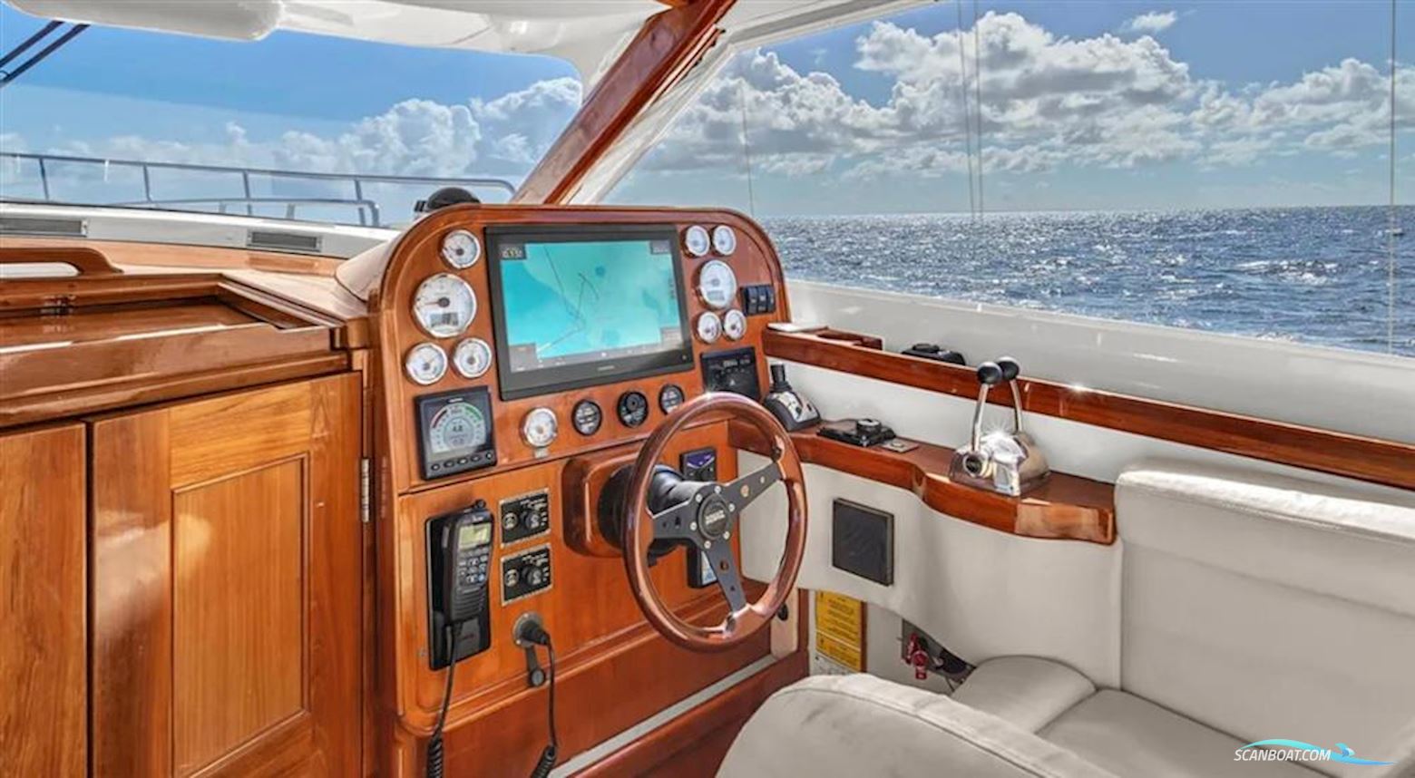 Custom Gentlemans Motor Yacht