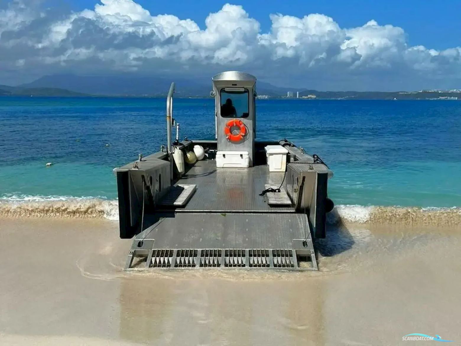 CUSTOM Scully’s Aluminum Boats Inc. Model: 3612LC2