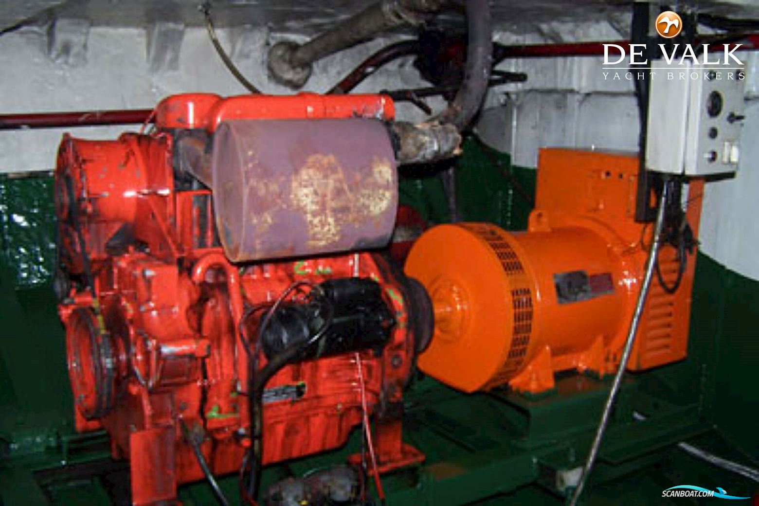 Day Passengers Ship 25 M